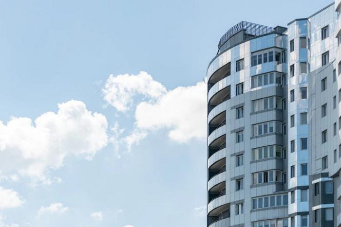 Объем предложения жилья бизнес-класса в Петербурге вырос за год на 30%