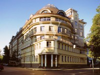 В этом году в Петербурге продано почти 50 000 "квадратов" элитной недвижимости